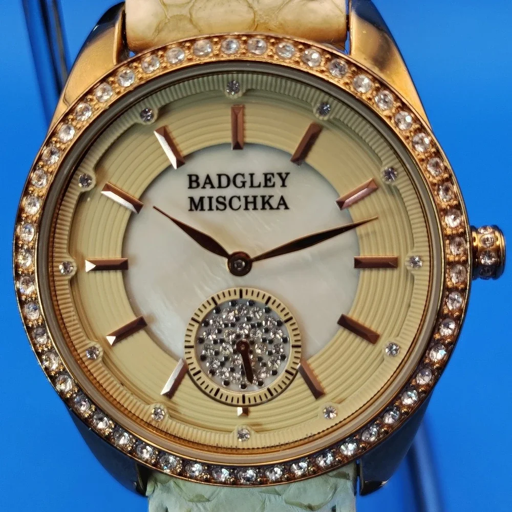 Vintage 2006 Bradgley Mischka Mother of Pearl 40mm Womens Watch Snake Skin Strap